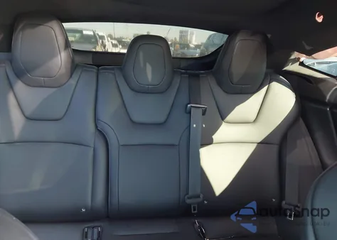 2019 Tesla Model S 100D/75D/Long Range/Standard Range from USA, damaged, VIN 5YJSA1E25KF307383